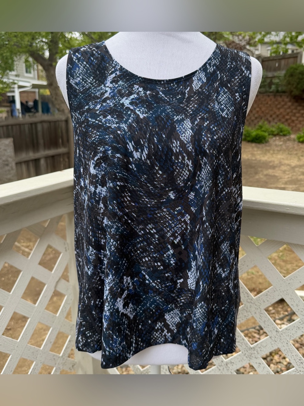 Sweaty Betty XL Workout Open Back Tank Top Sleeveless Python Print Yoga Gym
